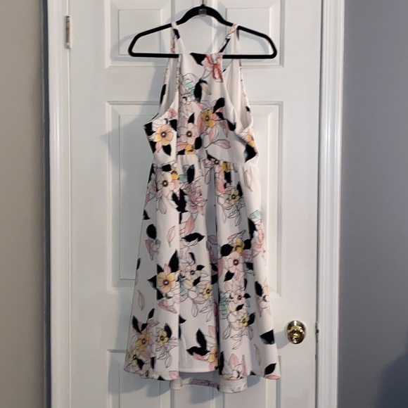 Torrid size 2 Razorback Dress - Picture 3 of 6